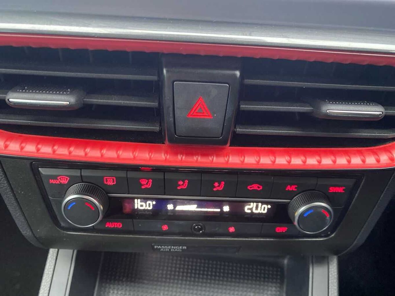 SEAT Ibiza 1.0 TSI Fr Hatchback 5Dr Petrol Manual Euro 6 (S/S) (110 Ps)