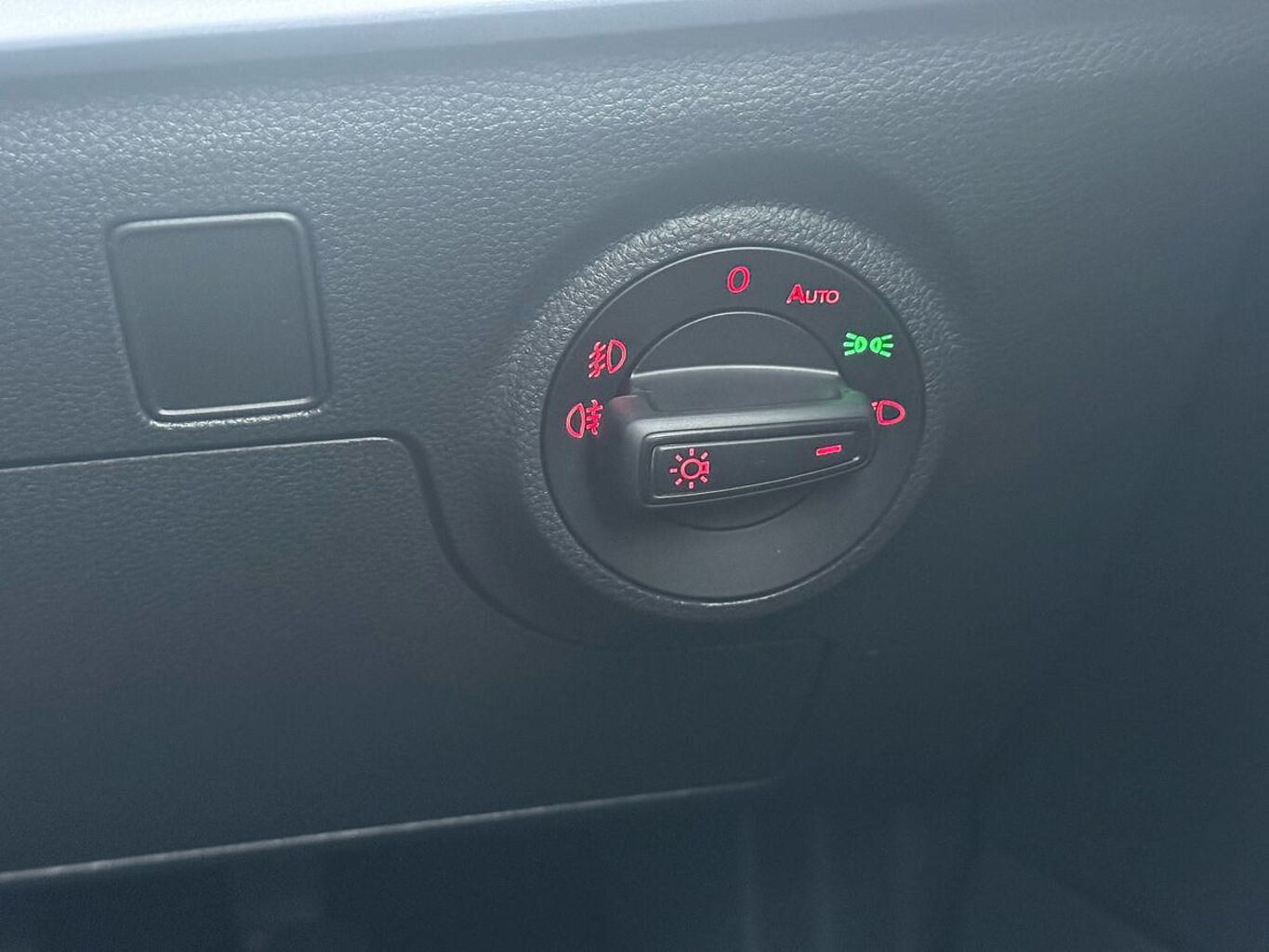 SEAT Ibiza 1.0 TSI Fr Edition Hatchback 5Dr Petrol Manual Euro 6 (S/S) (110 Ps)