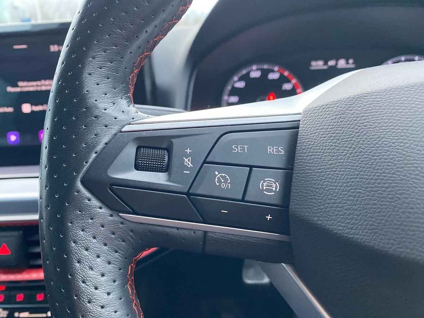 SEAT Ibiza 1.0 TSI Fr Hatchback 5Dr Petrol DSG Euro 6 (S/S) (110 Ps)