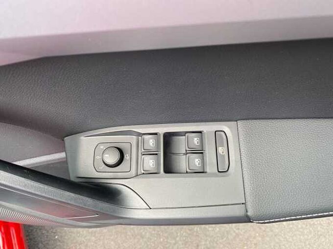 SEAT Ibiza 1.0 TSI 115 Xcellence 5Dr DSG