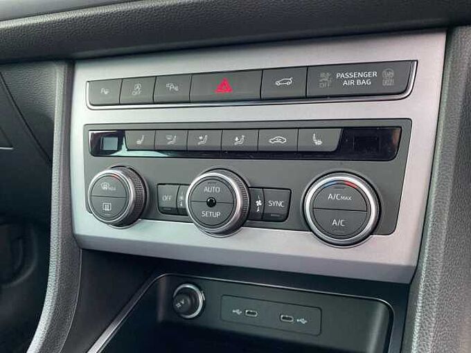 SEAT Ateca 1.5 TSI EVO Fr Black Edition 5Dr