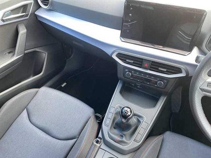 SEAT Ibiza 1.0 TSI 115 Fr 5Dr