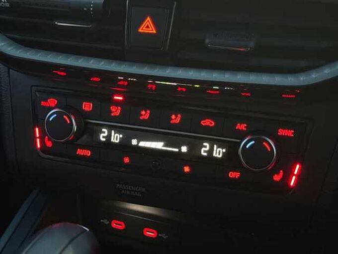 SEAT Arona 1.0 TSI Xperience Lux Suv 5Dr Petrol DSG Euro 6 (S/S) (115 Ps)