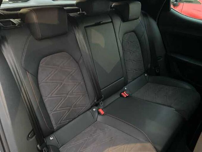SEAT Leon 1.5 TSI Fr Black Edition Hatchback 5Dr Petrol Manual Euro 6 (S/S) (150 Ps)